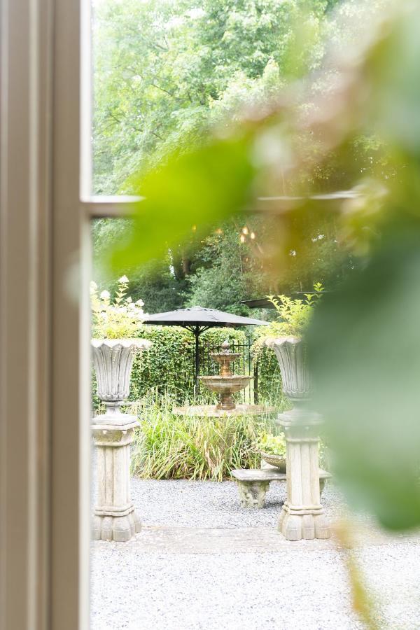 Boutique Hotel Villa Trompenberg Hilversum Exterior photo